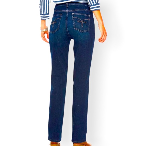 Chaps Womens' Plus Size 18W Dark Blue Madden Straight Slimming Fit Denim Jeans - Picture 2 of 7